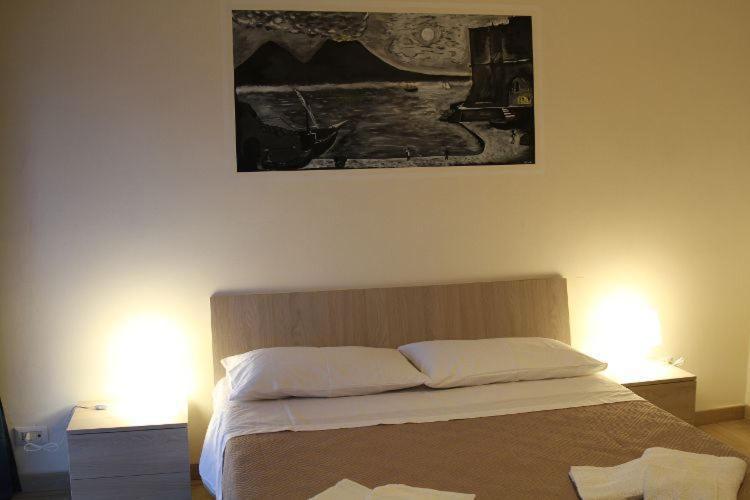 Keira House Napoli Hotel ภายนอก รูปภาพ