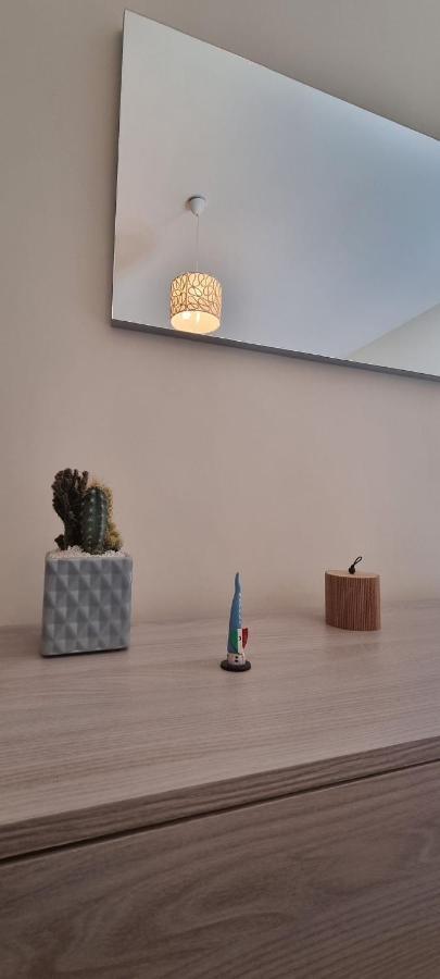 Keira House Napoli Hotel ภายนอก รูปภาพ