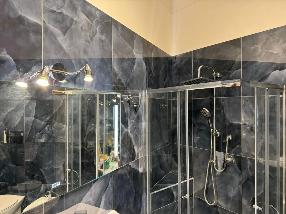 Keira House Napoli Hotel ภายนอก รูปภาพ