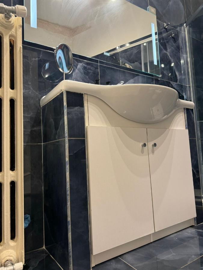 Keira House Napoli Hotel ภายนอก รูปภาพ